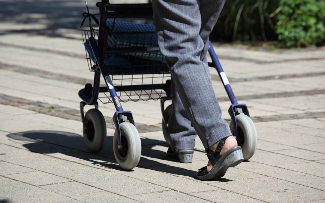 What To Consider When Buying A Wheeled Walker